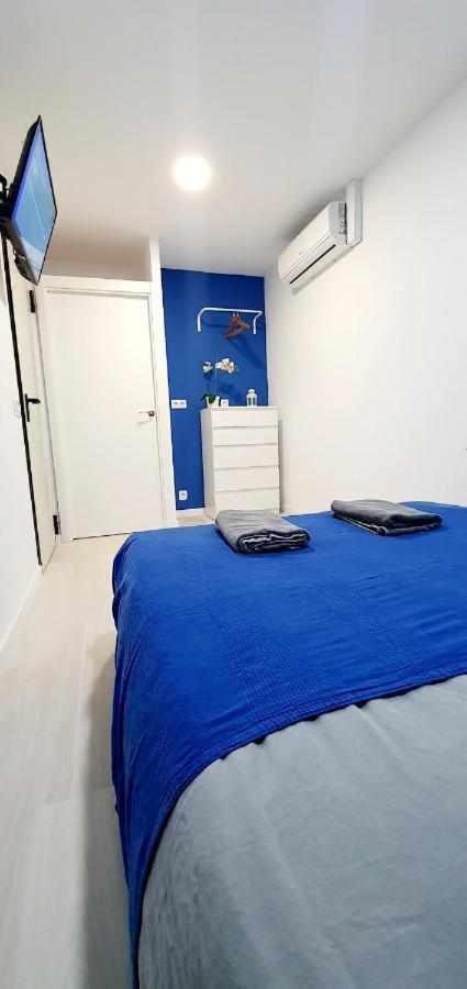Hostal Urban Basic โอสปิตาเล็ต เดอ โยเบรกัต ภายนอก รูปภาพ