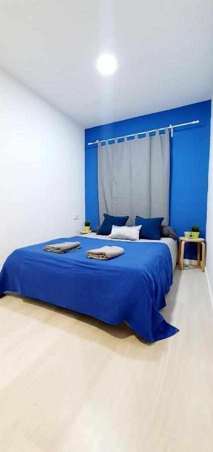 Hostal Urban Basic โอสปิตาเล็ต เดอ โยเบรกัต ภายนอก รูปภาพ