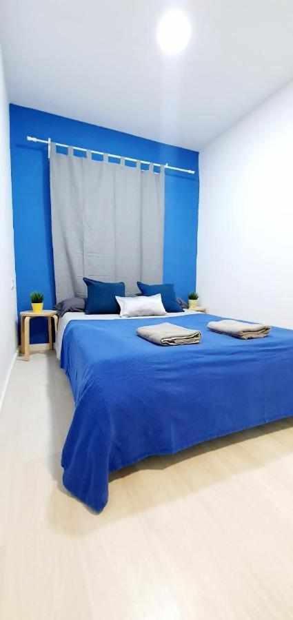 Hostal Urban Basic โอสปิตาเล็ต เดอ โยเบรกัต ภายนอก รูปภาพ